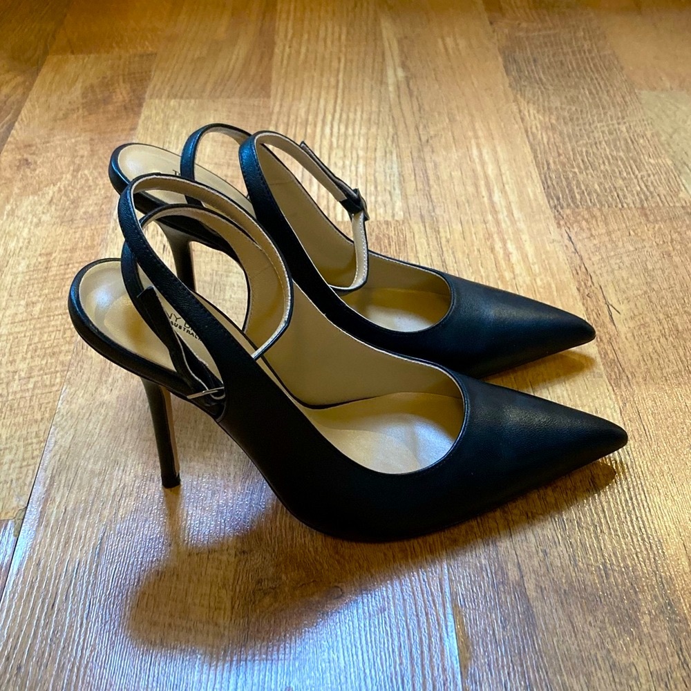 TONY BIANCO Gallery Heels in Black Nappa - Ankle Strap Leather Pumps - Picture 11 of 16